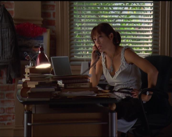 Charmed-Online_dot_net-5x03SirensSong0124.jpg Charmed-Online_dot_net-5x03SirensSong0124.jpg
