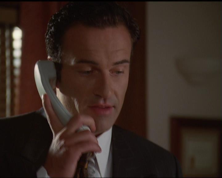 Charmed-Online_dot_net-5x03SirensSong0133.jpg Charmed-Online_dot_net-5x03SirensSong0133.jpg