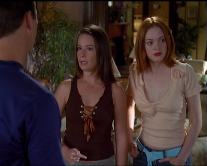 Charmed-Online_dot_net-5x03SirensSong0439.jpg Charmed-Online_dot_net-5x03SirensSong0439.jpg