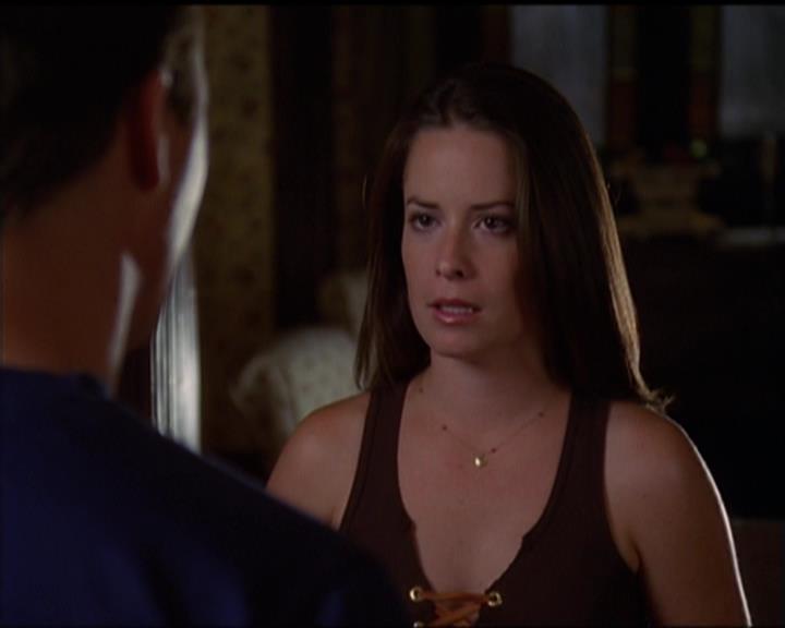 Charmed-Online_dot_net-5x03SirensSong1990.jpg
