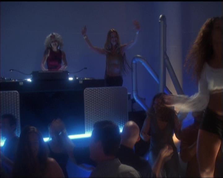 Charmed-Online-dot-net_5x05WitchesInTights0017.jpg Charmed-Online-dot-net_5x05WitchesInTights0017.jpg