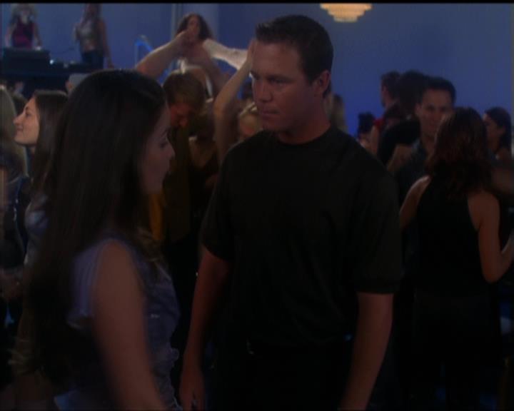 Charmed-Online-dot-net_5x05WitchesInTights0055.jpg