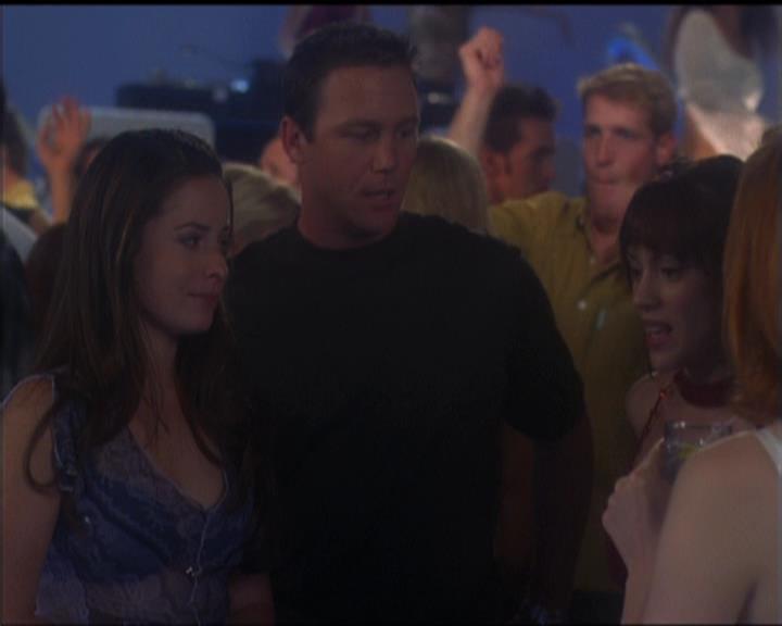 Charmed-Online-dot-net_5x05WitchesInTights0100.jpg Charmed-Online-dot-net_5x05WitchesInTights0100.jpg