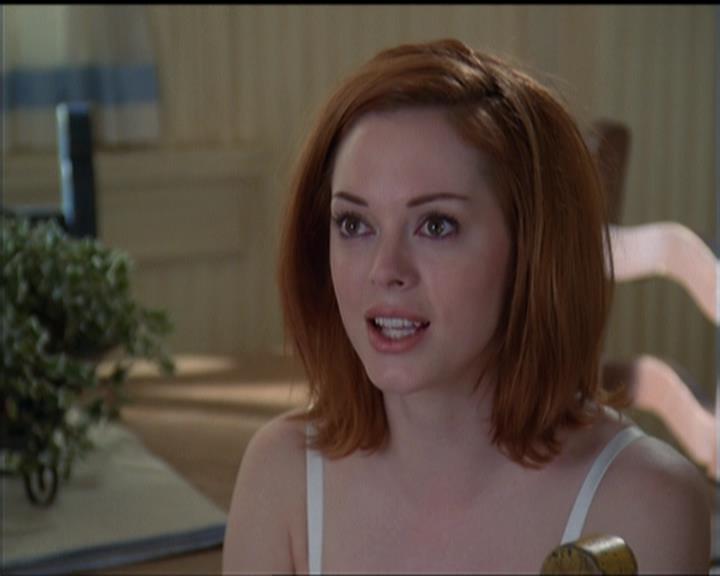 Charmed-Online-dot-net_5x05WitchesInTights0536.jpg