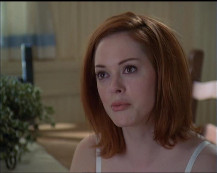 Charmed-Online-dot-net_5x05WitchesInTights0543.jpg