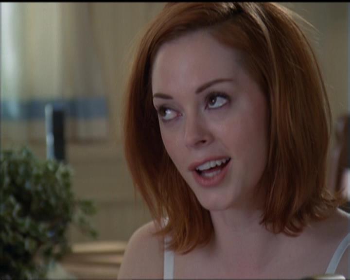 Charmed-Online-dot-net_5x05WitchesInTights0558.jpg