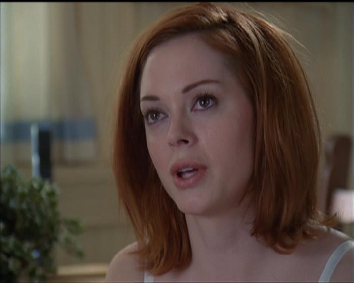 Charmed-Online-dot-net_5x05WitchesInTights0567.jpg