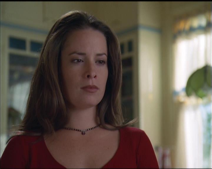 Charmed-Online-dot-net_5x05WitchesInTights0569.jpg