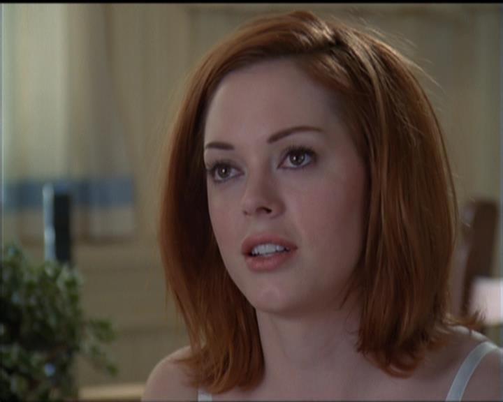 Charmed-Online-dot-net_5x05WitchesInTights0577.jpg