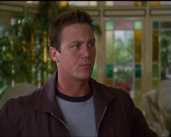 Charmed-Online-dot-net_5x05WitchesInTights0642.jpg