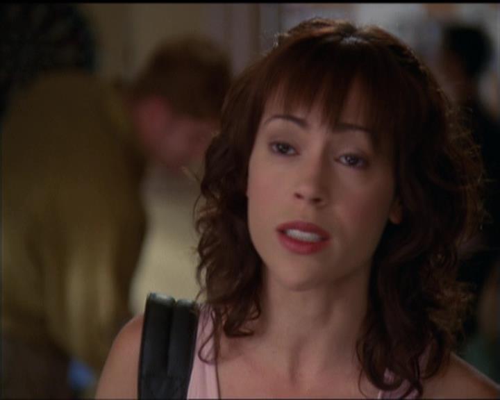 Charmed-Online-dot-net_5x05WitchesInTights0926.jpg