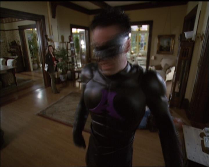 Charmed-Online-dot-net_5x05WitchesInTights1120.jpg