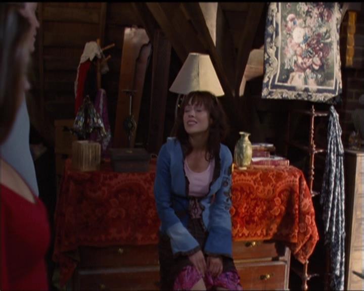 Charmed-Online-dot-net_5x05WitchesInTights1175.jpg