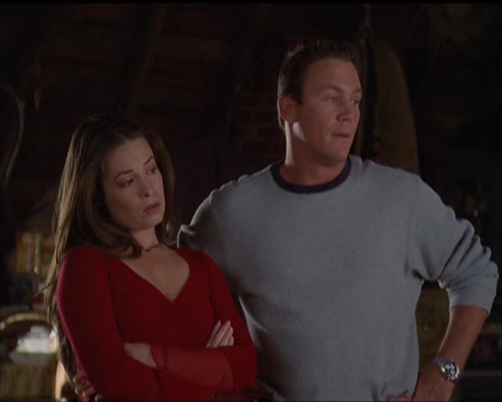 Charmed-Online-dot-net_5x05WitchesInTights1183.jpg