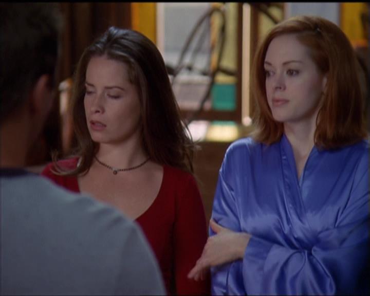 Charmed-Online-dot-net_5x05WitchesInTights1198.jpg