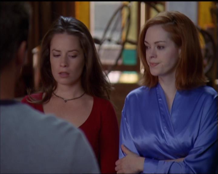 Charmed-Online-dot-net_5x05WitchesInTights1199.jpg