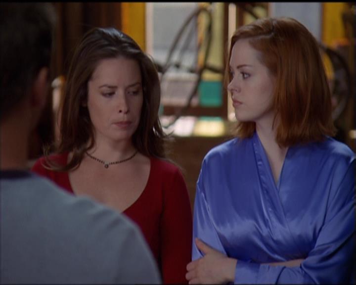 Charmed-Online-dot-net_5x05WitchesInTights1200.jpg