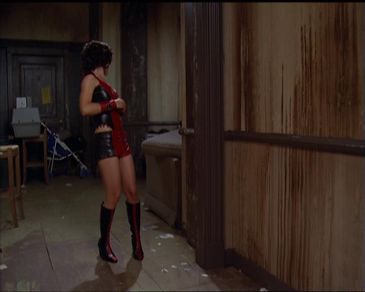 Charmed-Online-dot-net_5x05WitchesInTights1362.jpg Charmed-Online-dot-net_5x05WitchesInTights1362.jpg