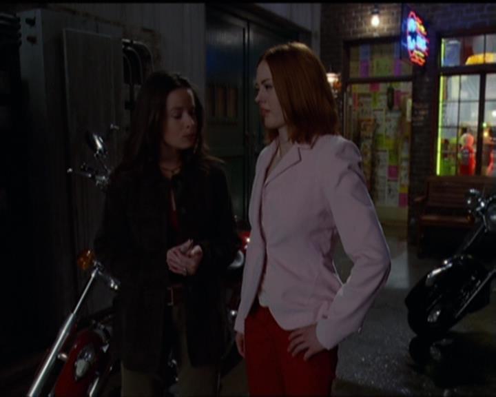 Charmed-Online-dot-net_5x05WitchesInTights1384.jpg Charmed-Online-dot-net_5x05WitchesInTights1384.jpg