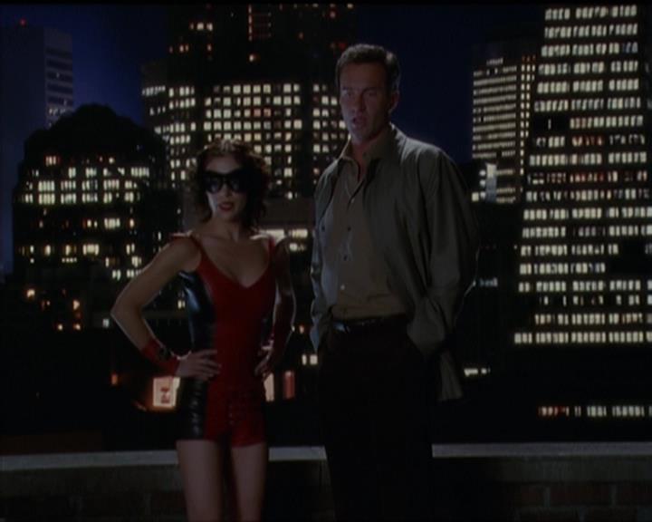 Charmed-Online-dot-net_5x05WitchesInTights1504.jpg