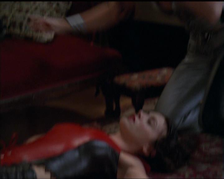 Charmed-Online-dot-net_5x05WitchesInTights1590.jpg Charmed-Online-dot-net_5x05WitchesInTights1590.jpg