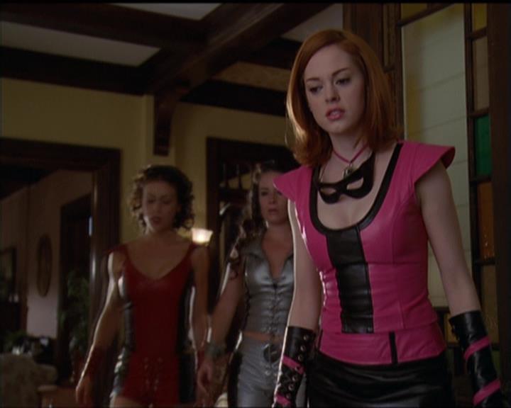 Charmed-Online-dot-net_5x05WitchesInTights1616.jpg Charmed-Online-dot-net_5x05WitchesInTights1616.jpg