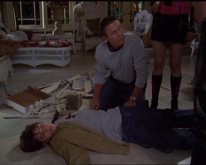 Charmed-Online-dot-net_5x05WitchesInTights1648.jpg Charmed-Online-dot-net_5x05WitchesInTights1648.jpg