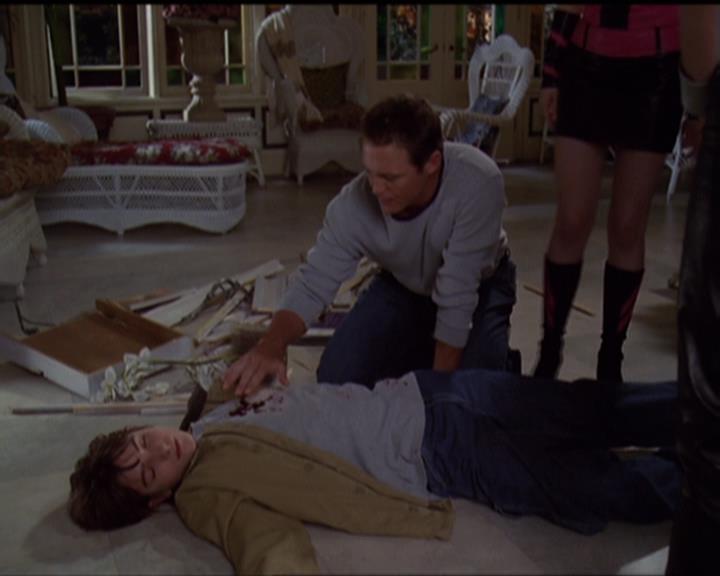 Charmed-Online-dot-net_5x05WitchesInTights1650.jpg Charmed-Online-dot-net_5x05WitchesInTights1650.jpg