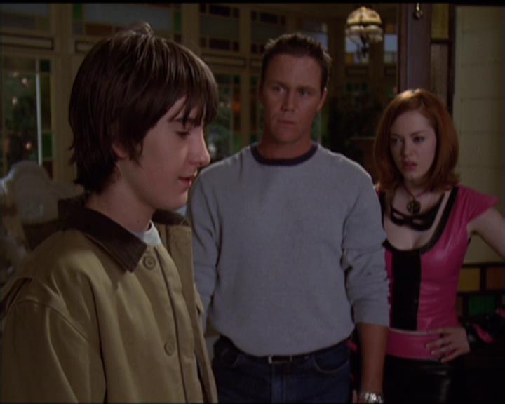 Charmed-Online-dot-net_5x05WitchesInTights1681.jpg Charmed-Online-dot-net_5x05WitchesInTights1681.jpg