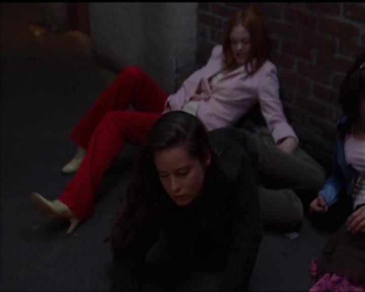 Charmed-Online-dot-net_5x05WitchesInTights2015.jpg Charmed-Online-dot-net_5x05WitchesInTights2015.jpg