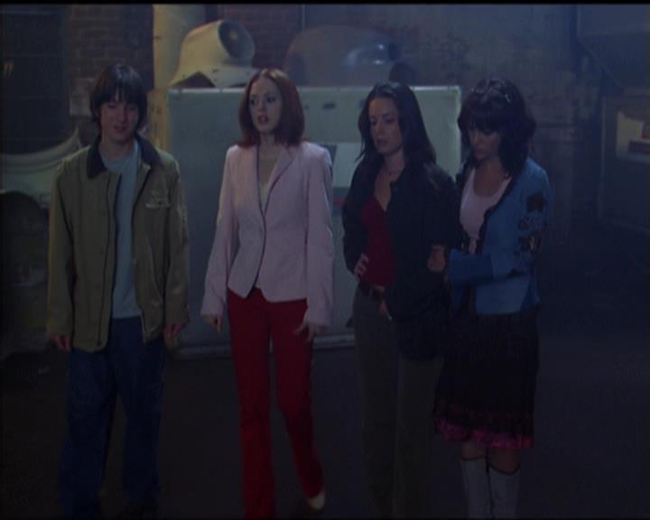 Charmed-Online-dot-net_5x05WitchesInTights2061.jpg Charmed-Online-dot-net_5x05WitchesInTights2061.jpg