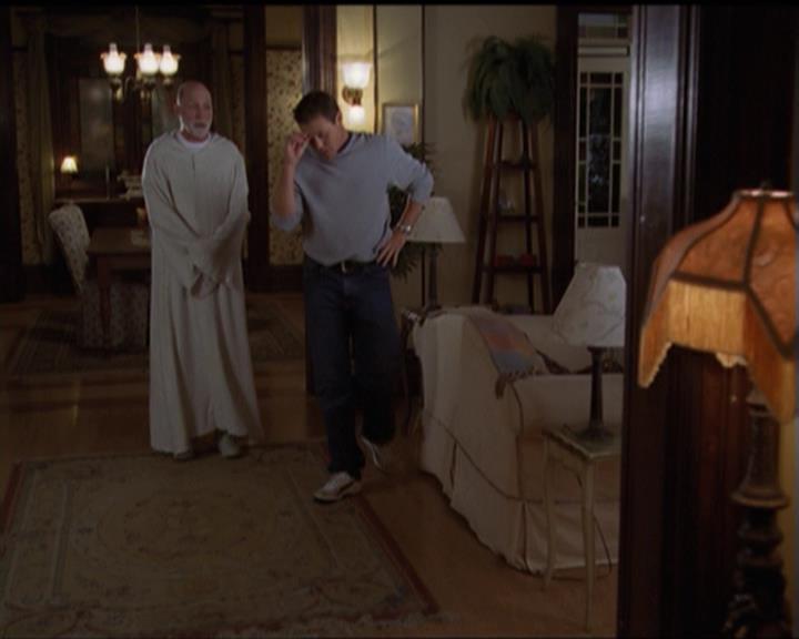 Charmed-Online-dot-net_5x05WitchesInTights2076.jpg