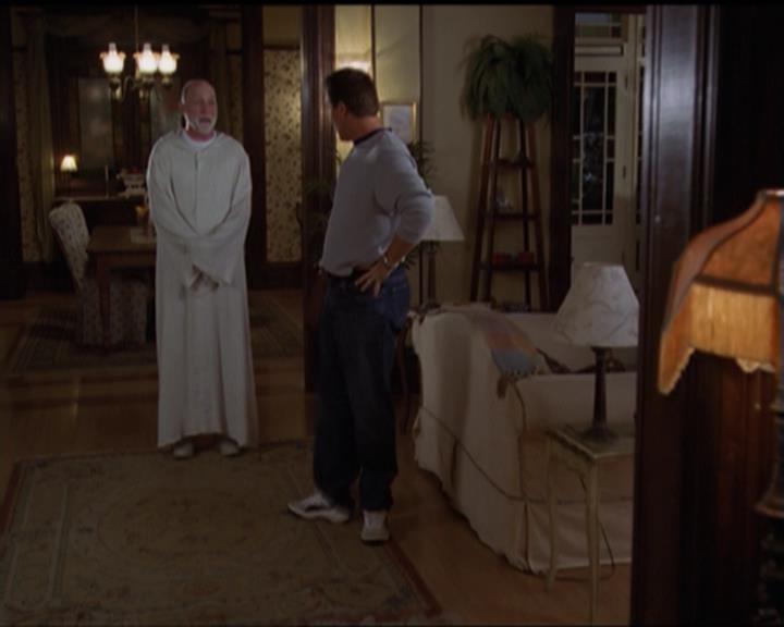 Charmed-Online-dot-net_5x05WitchesInTights2077.jpg
