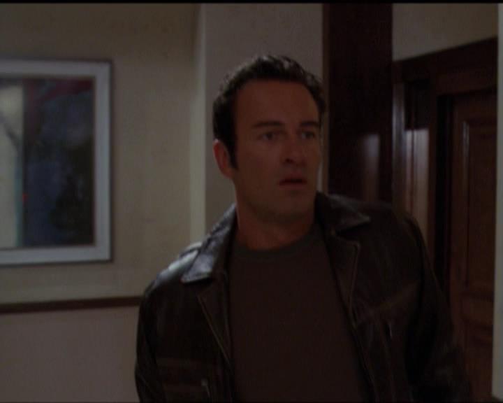 Charmed-Online-dot-net_5x05WitchesInTights2194.jpg