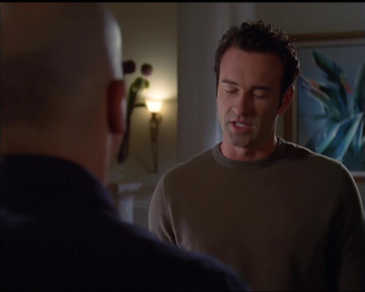 Charmed-Online-dot-net_5x05WitchesInTights2380.jpg