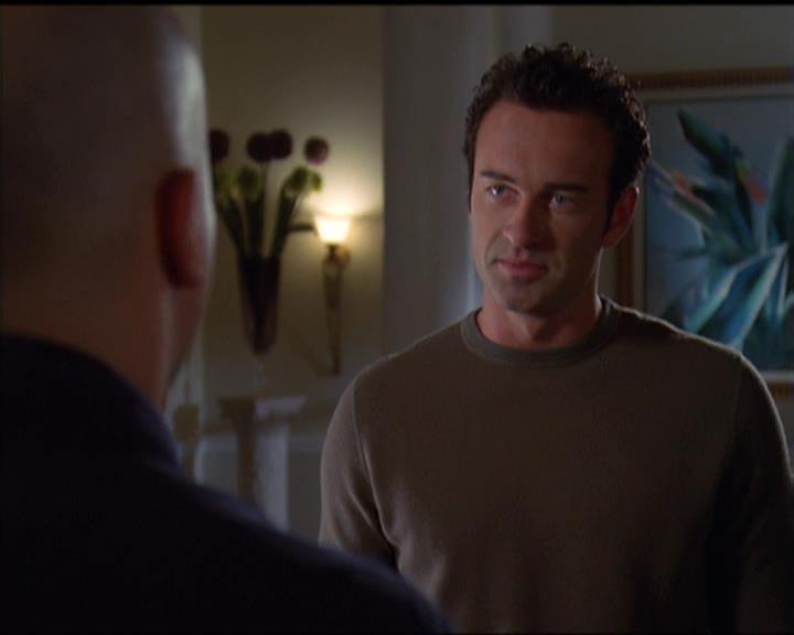 Charmed-Online-dot-net_5x05WitchesInTights2381.jpg
