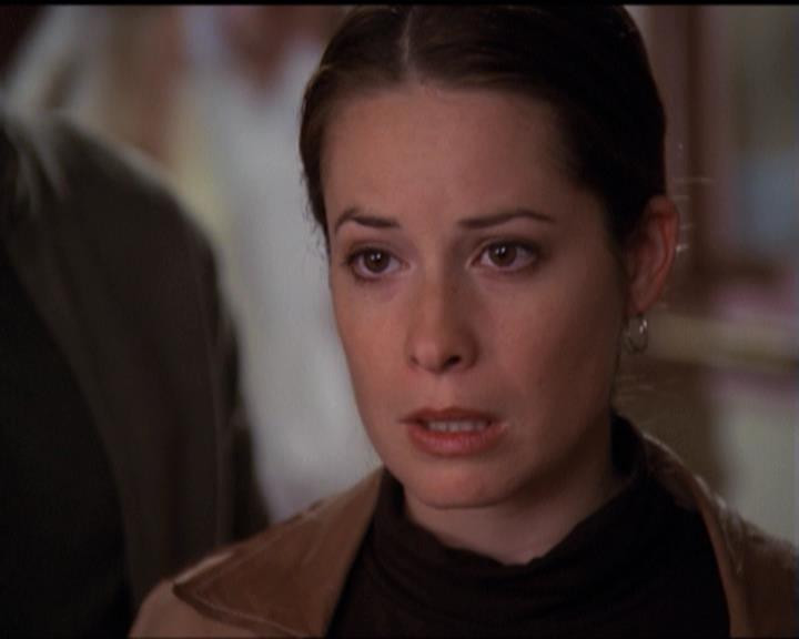 Charmed-Online-dot-net_5x06TheEyesHaveIt1345.jpg Charmed-Online-dot-net_5x06TheEyesHaveIt1345.jpg