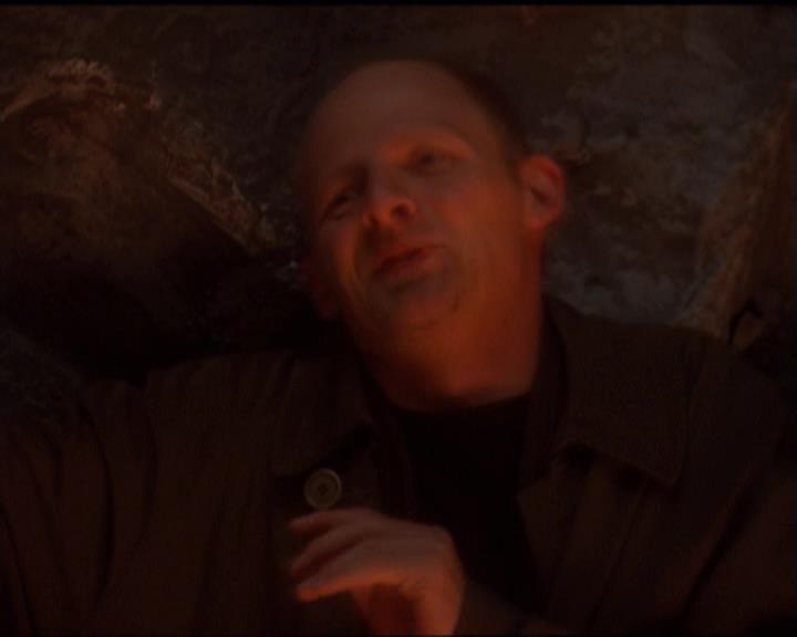 Charmed-Online-dot-net_5x07SympathyForTheDemon0756.jpg