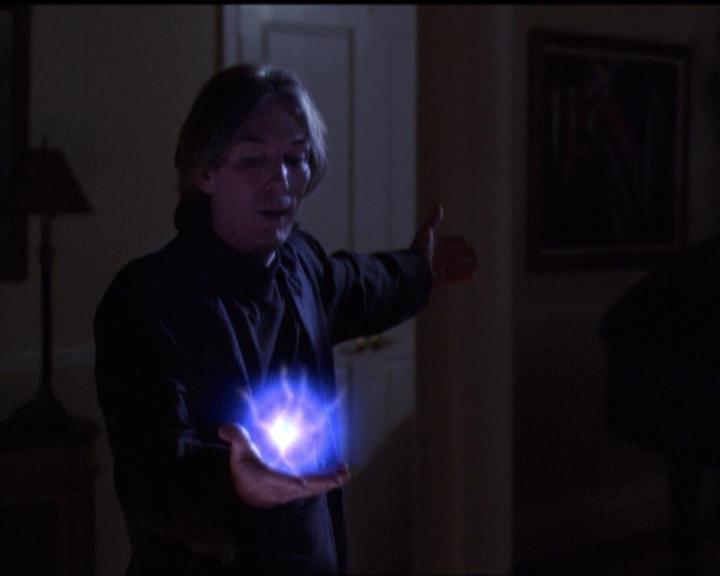 Charmed-Online-dot-net_5x07SympathyForTheDemon1002.jpg Charmed-Online-dot-net_5x07SympathyForTheDemon1002.jpg