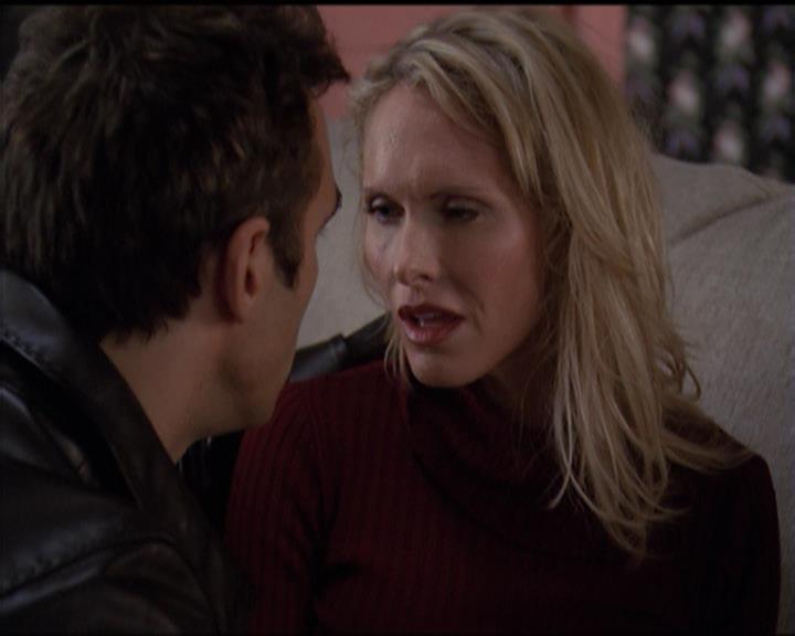 Charmed-Online-dot-510YTuMummyTambien0054.jpg Charmed-Online-dot-510YTuMummyTambien0054.jpg