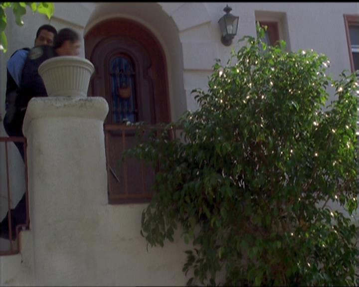 Charmed-Online-dot-510YTuMummyTambien0106.jpg Charmed-Online-dot-510YTuMummyTambien0106.jpg