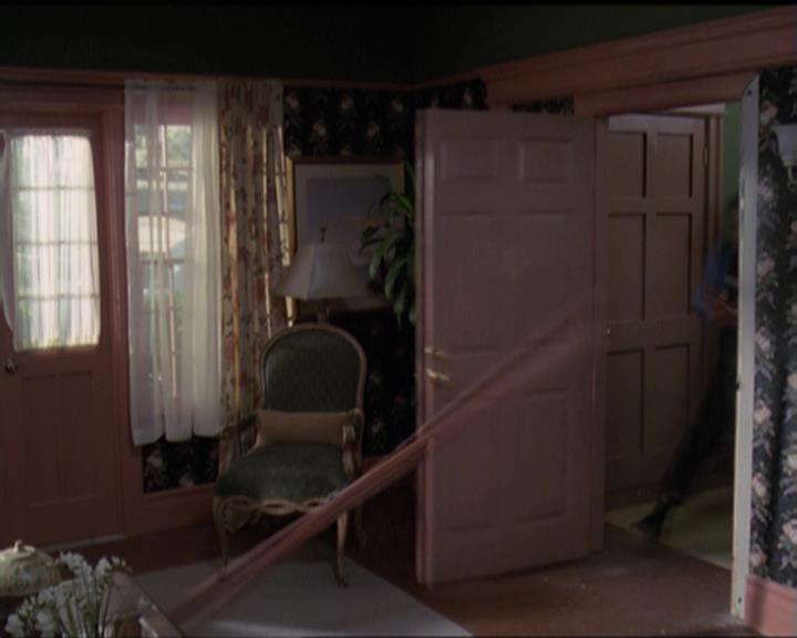 Charmed-Online-dot-510YTuMummyTambien0111.jpg Charmed-Online-dot-510YTuMummyTambien0111.jpg