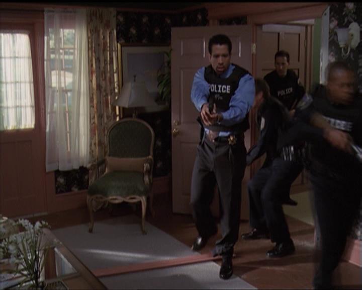 Charmed-Online-dot-510YTuMummyTambien0116.jpg Charmed-Online-dot-510YTuMummyTambien0116.jpg