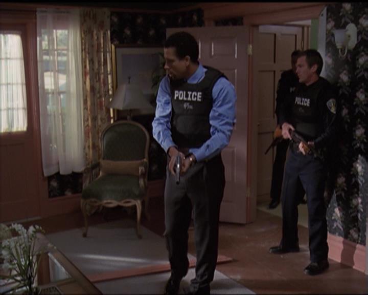 Charmed-Online-dot-510YTuMummyTambien0119.jpg Charmed-Online-dot-510YTuMummyTambien0119.jpg