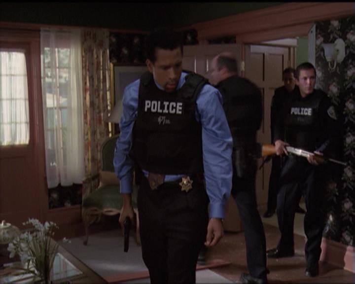 Charmed-Online-dot-510YTuMummyTambien0121.jpg Charmed-Online-dot-510YTuMummyTambien0121.jpg