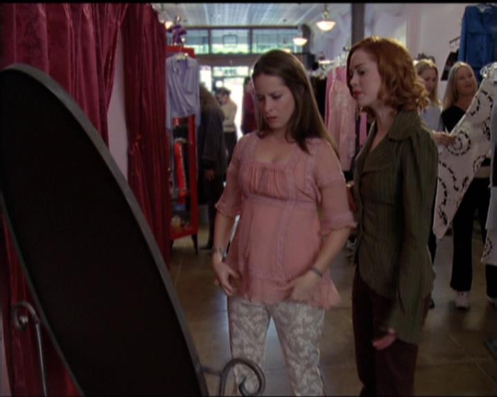 Charmed-Online-dot-510YTuMummyTambien0253.jpg Charmed-Online-dot-510YTuMummyTambien0253.jpg