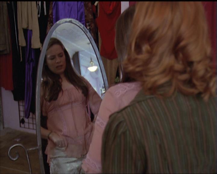 Charmed-Online-dot-510YTuMummyTambien0255.jpg Charmed-Online-dot-510YTuMummyTambien0255.jpg