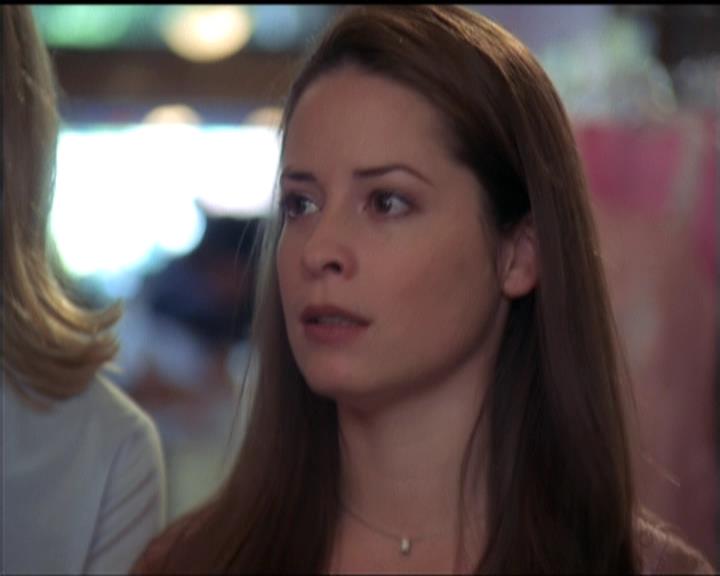 Charmed-Online-dot-510YTuMummyTambien0282.jpg Charmed-Online-dot-510YTuMummyTambien0282.jpg