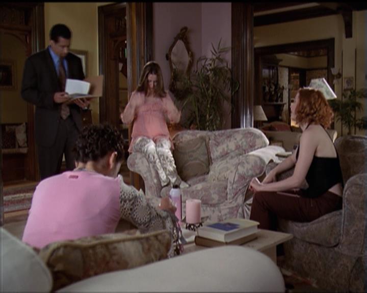 Charmed-Online-dot-510YTuMummyTambien0352.jpg Charmed-Online-dot-510YTuMummyTambien0352.jpg