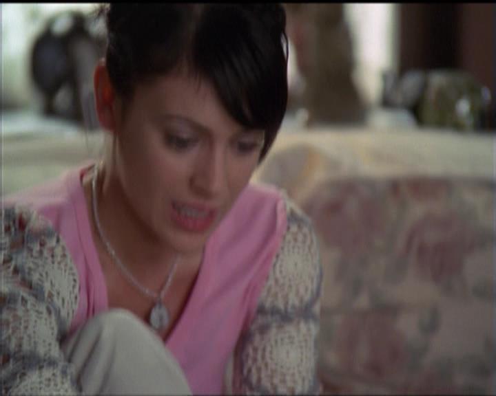 Charmed-Online-dot-510YTuMummyTambien0358.jpg Charmed-Online-dot-510YTuMummyTambien0358.jpg